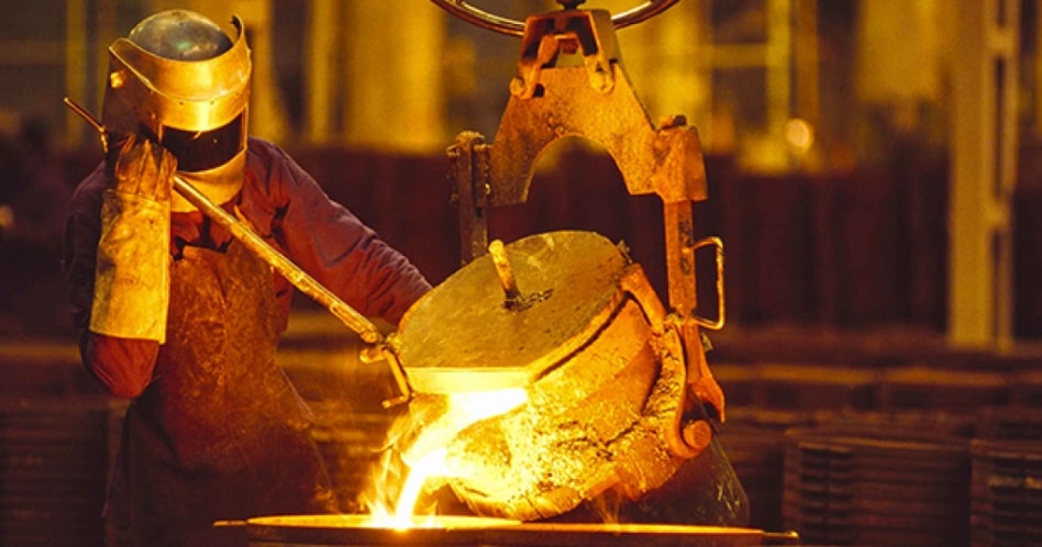Conheça tudo sobre a profissão e o curso de Engenharia Metalúrgica e entenda por que ela é uma peça chave na economia do país.